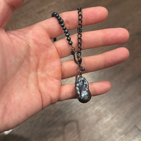 🧋Verameat black pearl and chain necklace adjustable with black baroque pearl - Picture 9 of 11